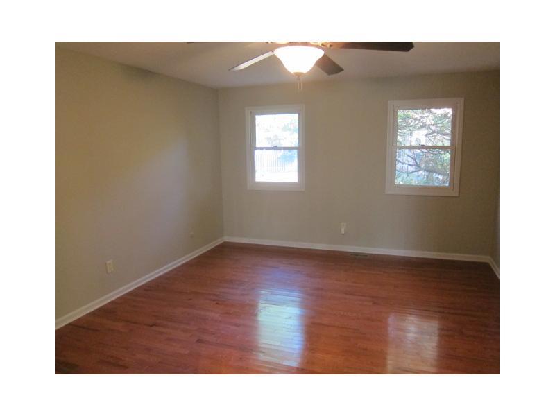 8238 Lieber Road Indianapolis, IN 46260 - Photo 14 of 24 Gallery Image 14