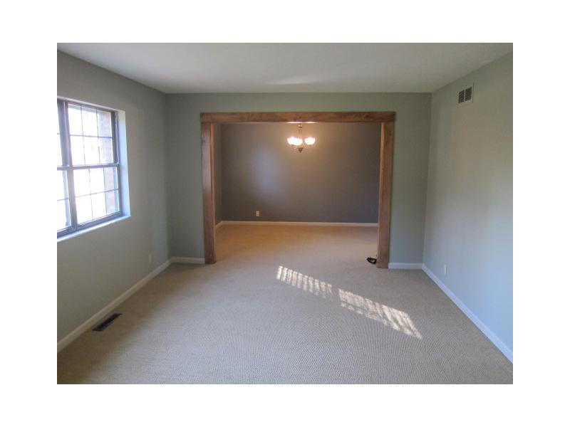 8238 Lieber Road Indianapolis, IN 46260 - Photo 9 of 24 Gallery Image 9
