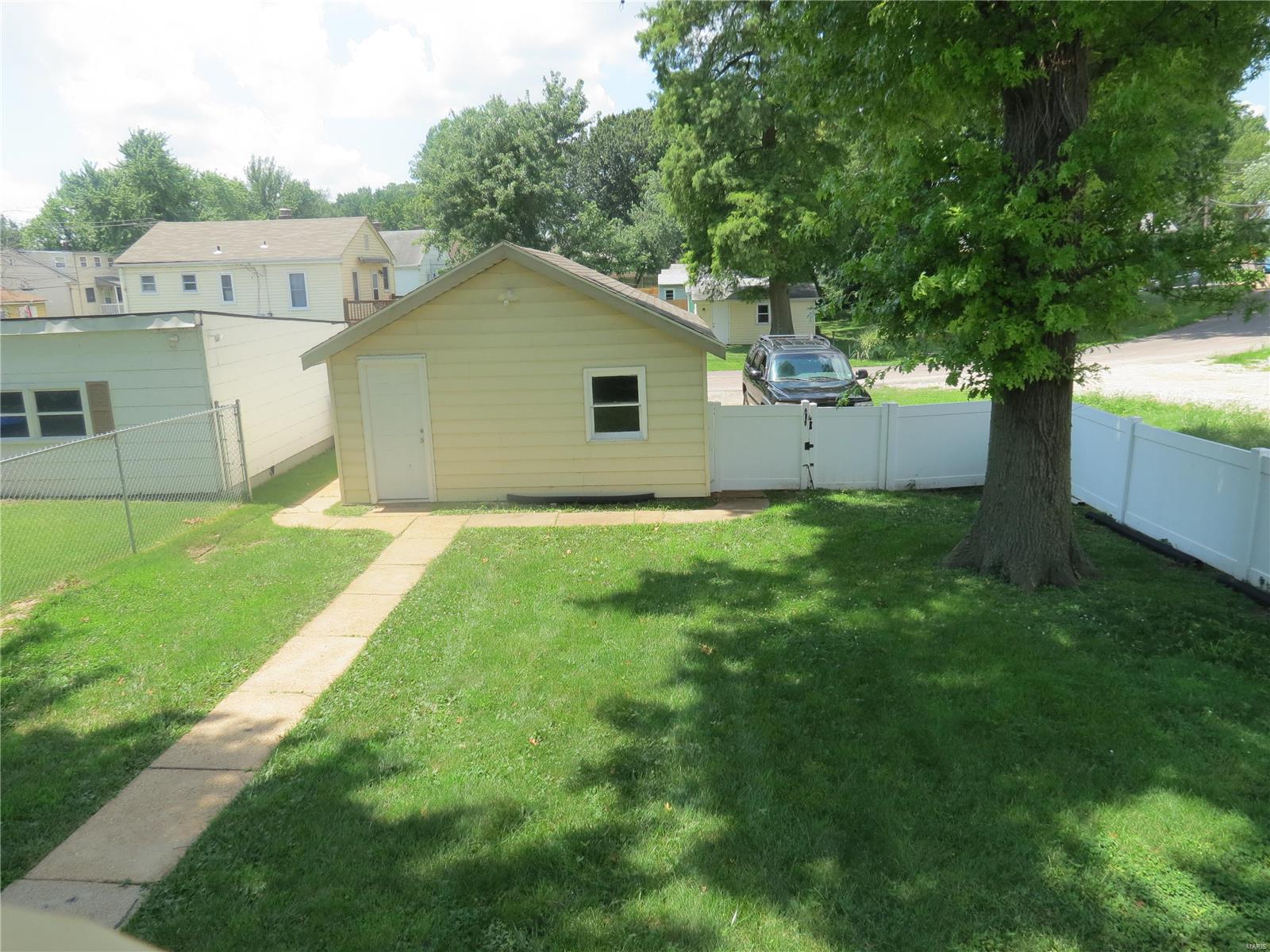 3846 Weber Road St. Louis, MO 63125 - Photo 20 of 25 Gallery Image 20
