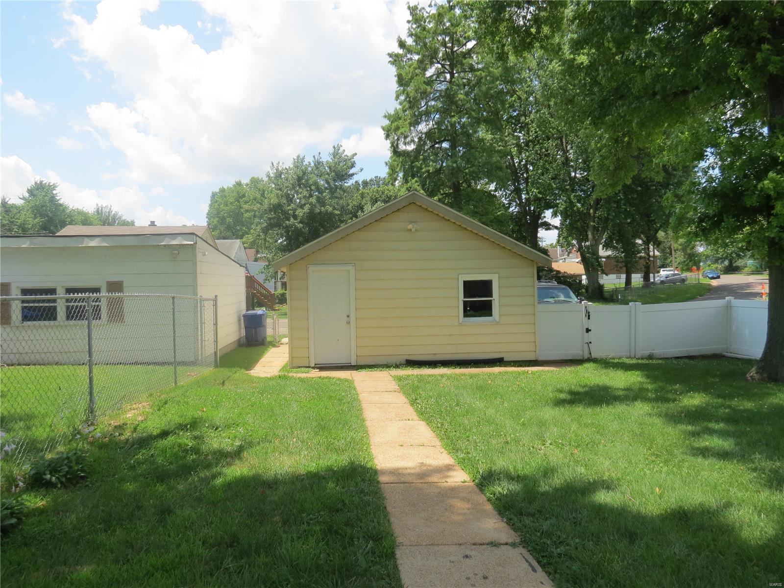 3846 Weber Road St. Louis, MO 63125 - Photo 23 of 25 Gallery Image 23