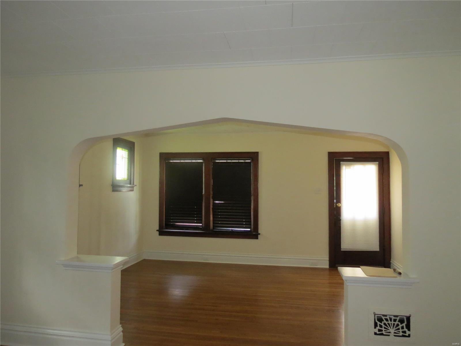3846 Weber Road St. Louis, MO 63125 - Photo 5 of 25 Gallery Image 5
