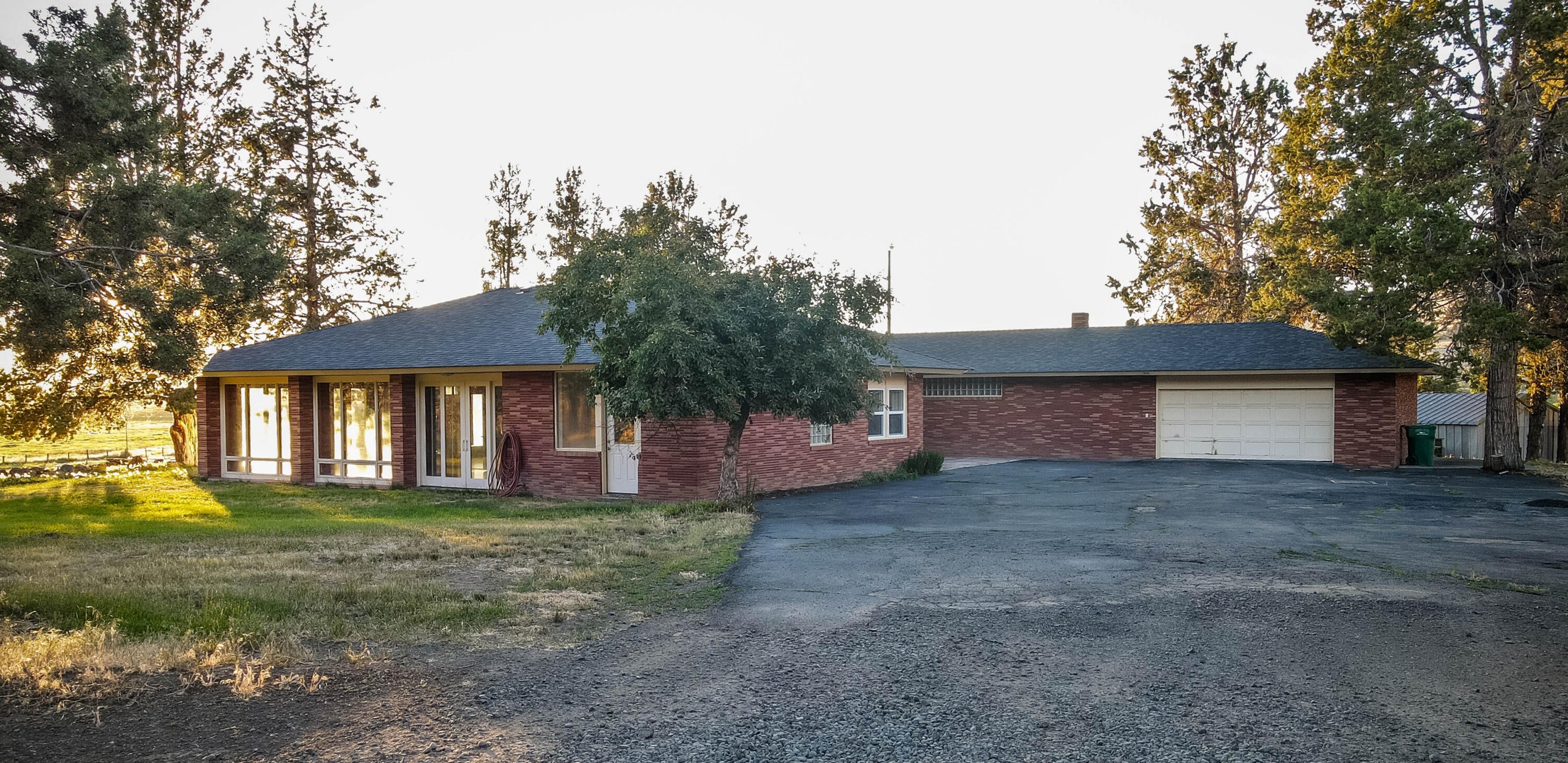 13221 Crystal Springs Road Klamath Falls, OR 97603 - Photo 4 of 81 Crystal Springs_008