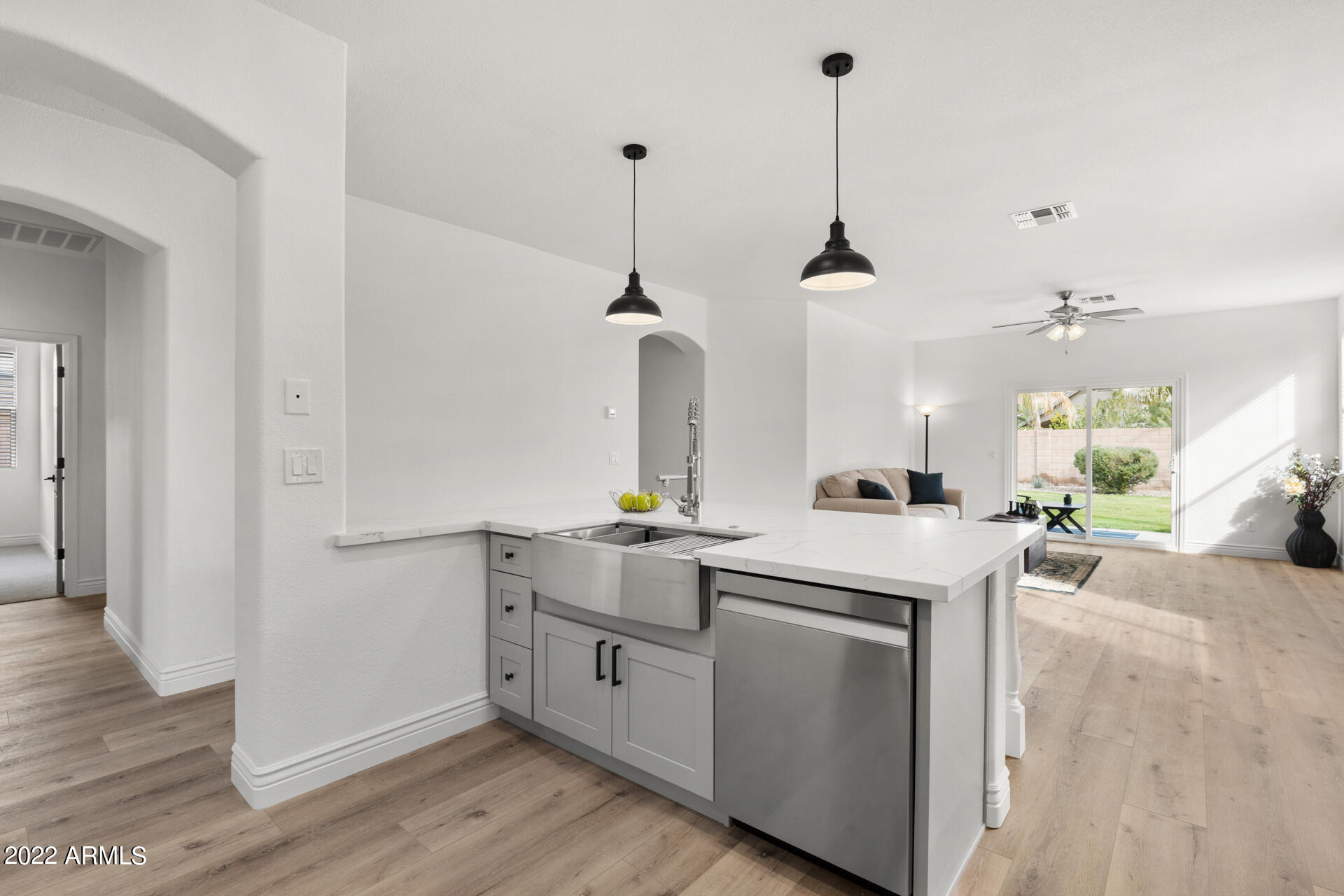 4171 South Splendor Place Gilbert, AZ 85297 - Photo 11 of 30 Photo by ChaseCapture