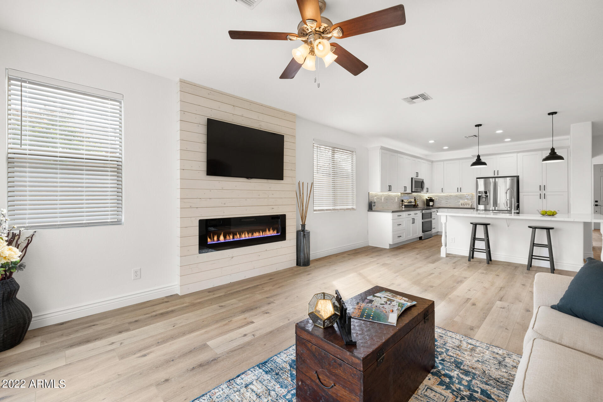 4171 South Splendor Place Gilbert, AZ 85297 - Photo 14 of 30 Photo by ChaseCapture