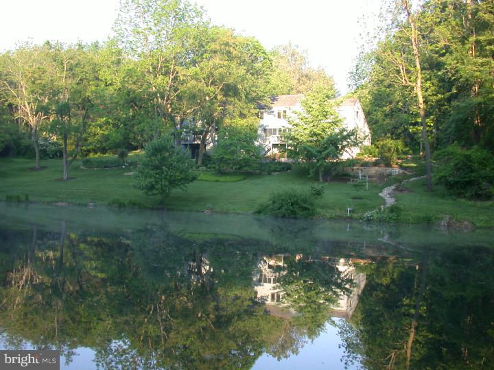 209 Buck Toe Hills Road Kennett Square, PA 19348 - Photo 1 of 11 Exterior Back