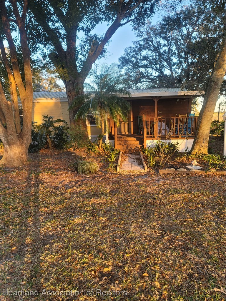 101 Bereah Road East Fort Meade, FL 33841 - Photo 7 of 7 a view of a house with backyard