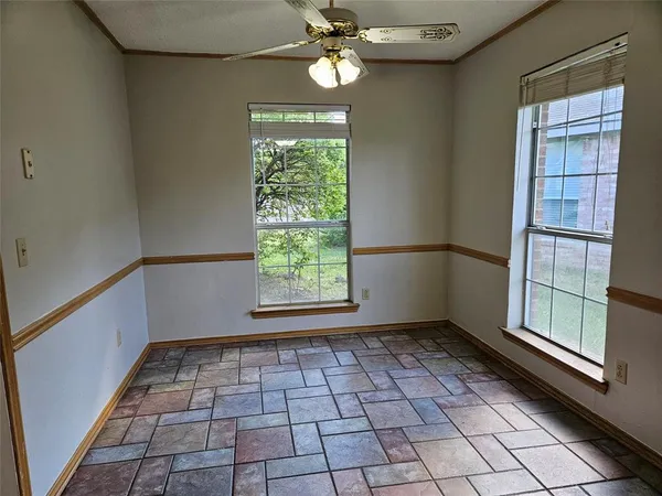 $2,200 | 517 Vicki Lane, Wylie, TX 75098