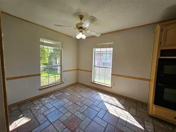 $2,200 | 517 Vicki Lane, Wylie, TX 75098