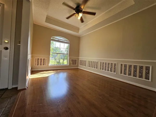 $2,200 | 517 Vicki Lane, Wylie, TX 75098