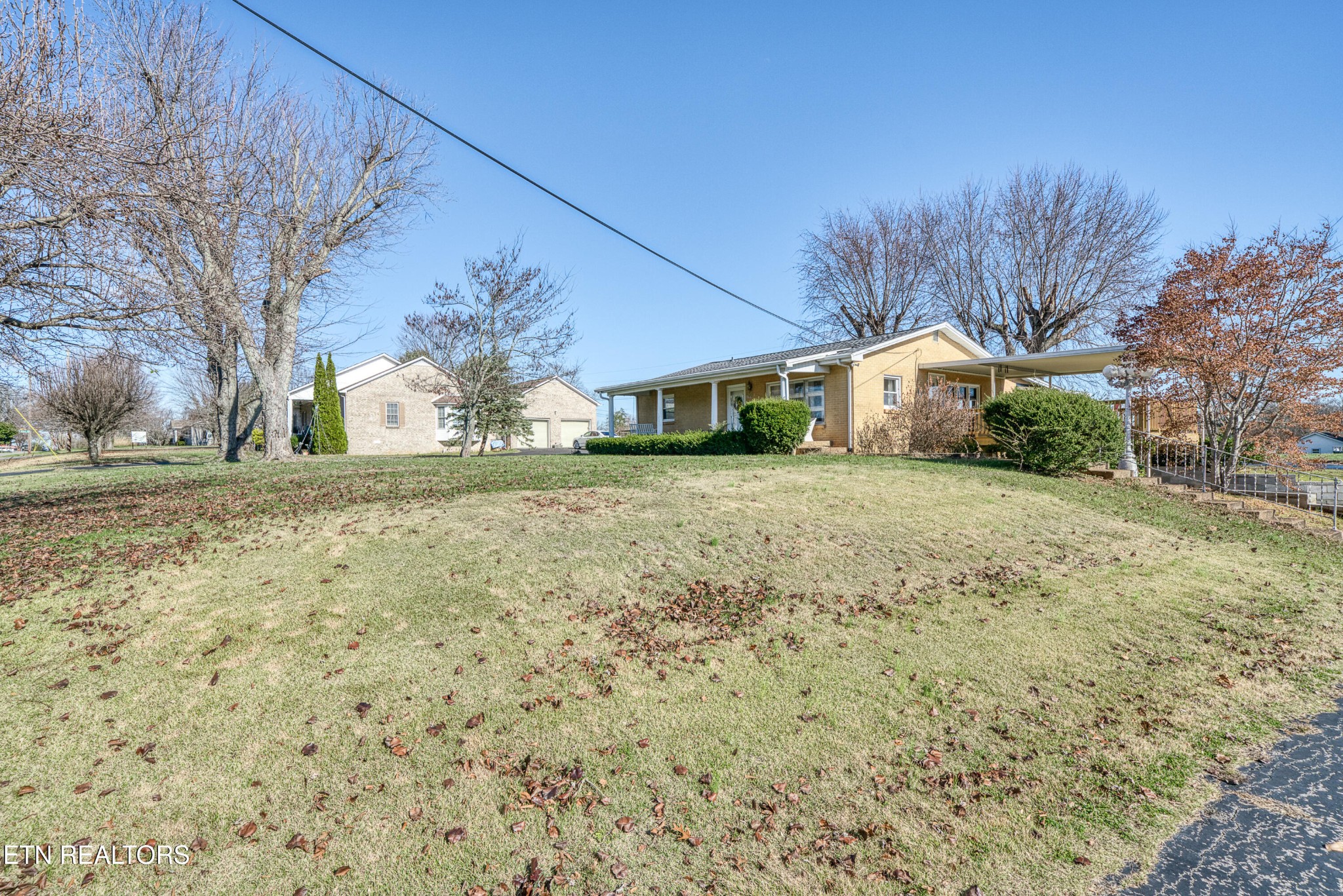 3323 Fisk Road Cookeville, TN 38506 - Photo 28 of 31 a view of a yard with a house