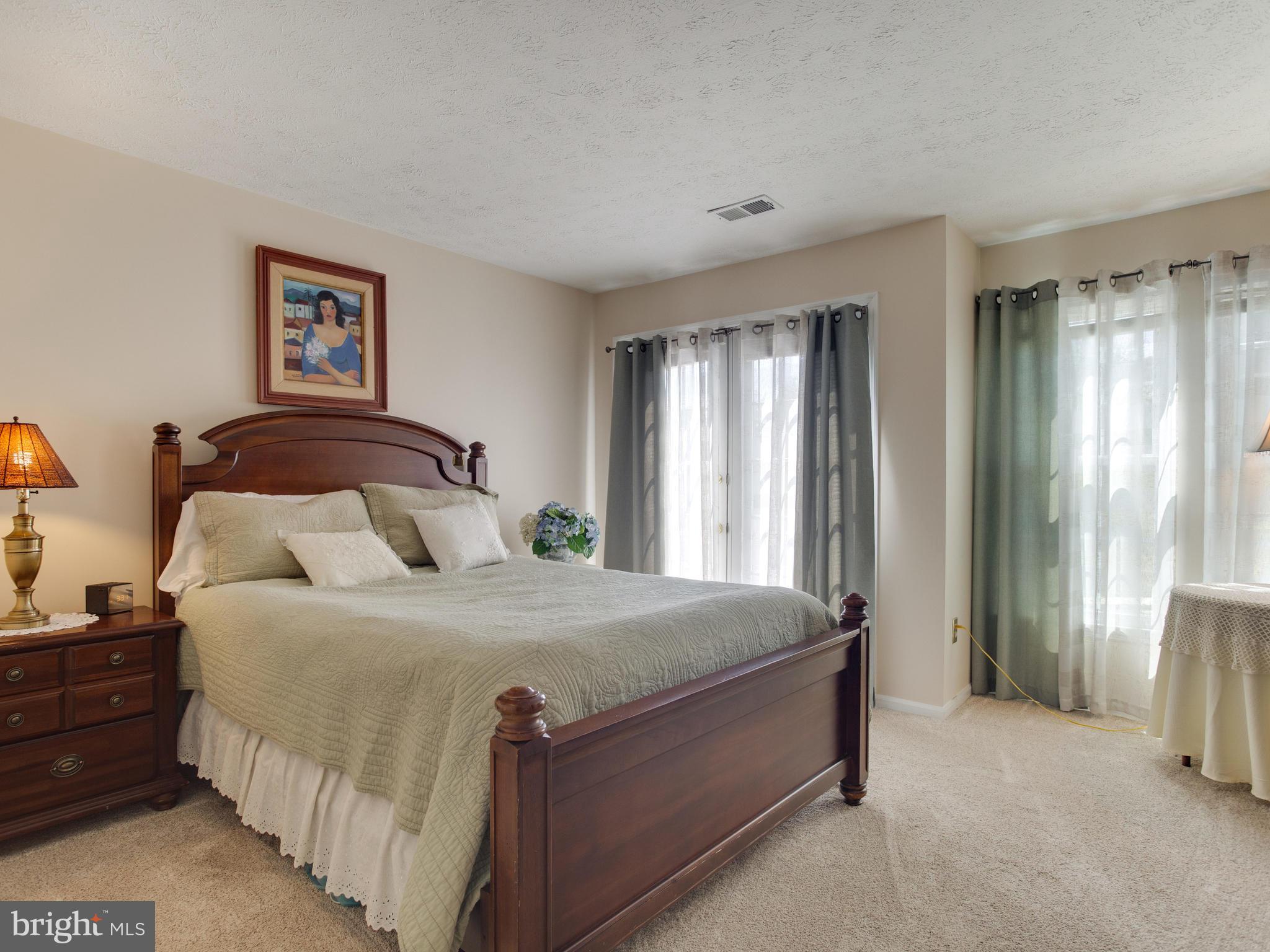 6400 Greenfield Road, Unit 908 Elkridge, MD 21075 - Photo 11 of 21 Bedroom (Master)