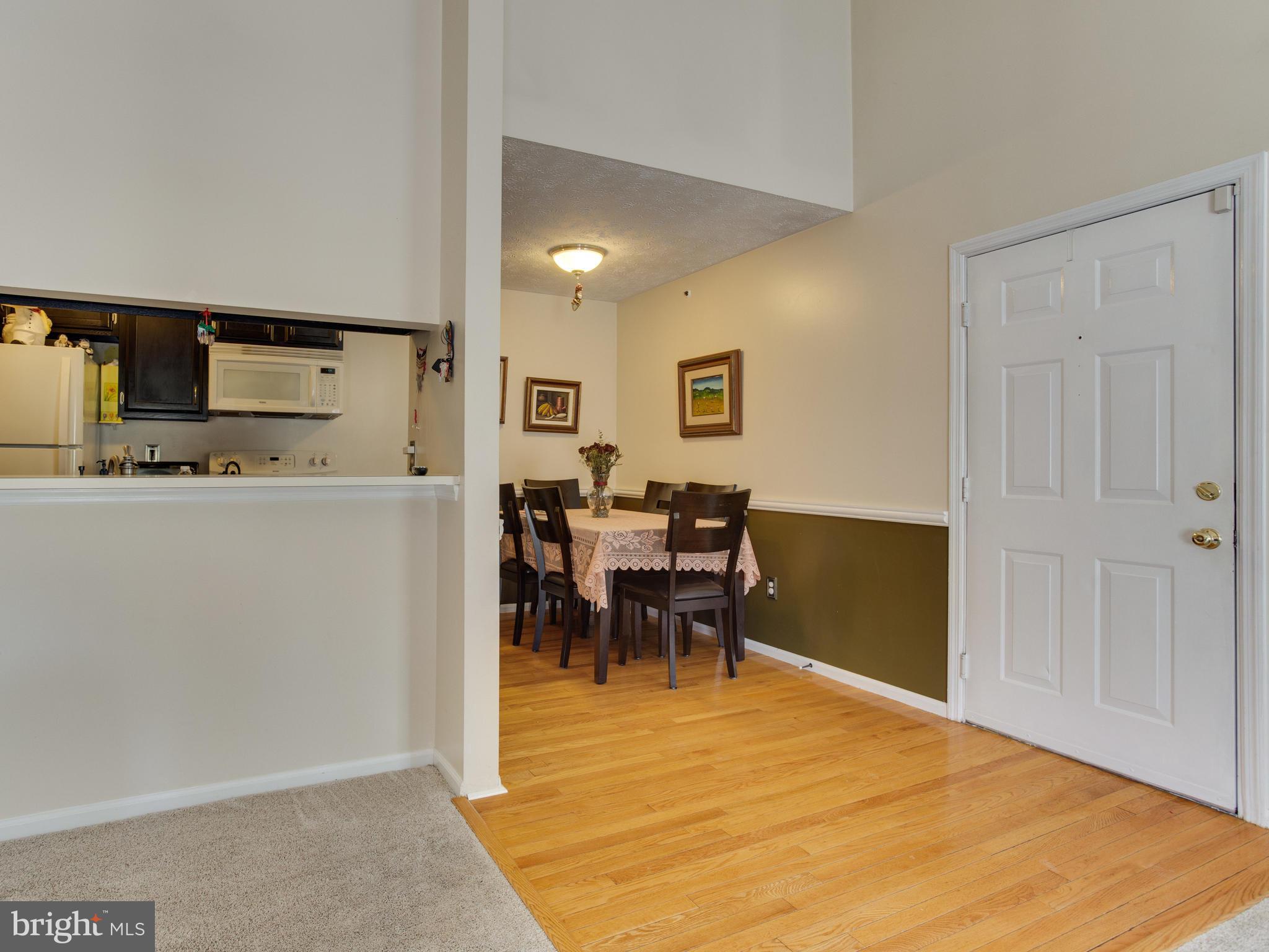 6400 Greenfield Road, Unit 908 Elkridge, MD 21075 - Photo 6 of 21 Interior Entrance