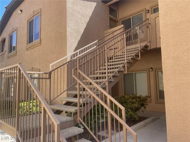 $268,000 | 8985 South Durango Drive, Unit 2043, Las Vegas, NV 89113