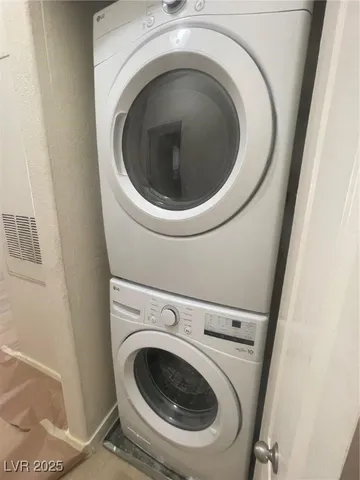 $268,000 | 8985 South Durango Drive, Unit 2043, Las Vegas, NV 89113