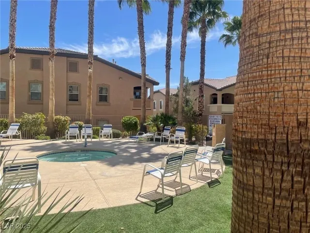 $268,000 | 8985 South Durango Drive, Unit 2043, Las Vegas, NV 89113