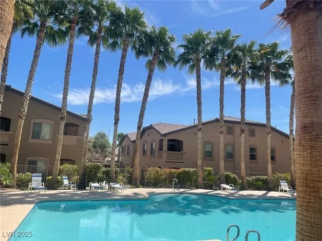 $268,000 | 8985 South Durango Drive, Unit 2043, Las Vegas, NV 89113