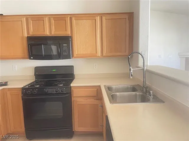 $268,000 | 8985 South Durango Drive, Unit 2043, Las Vegas, NV 89113