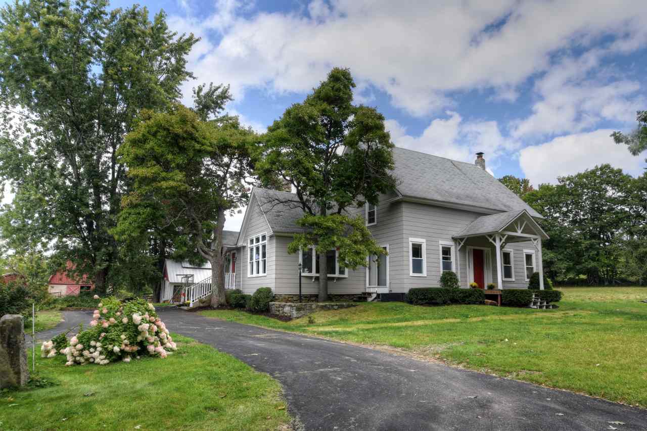 7299 Currier Road Loudon, NH 03307 - Photo 1 of 37
