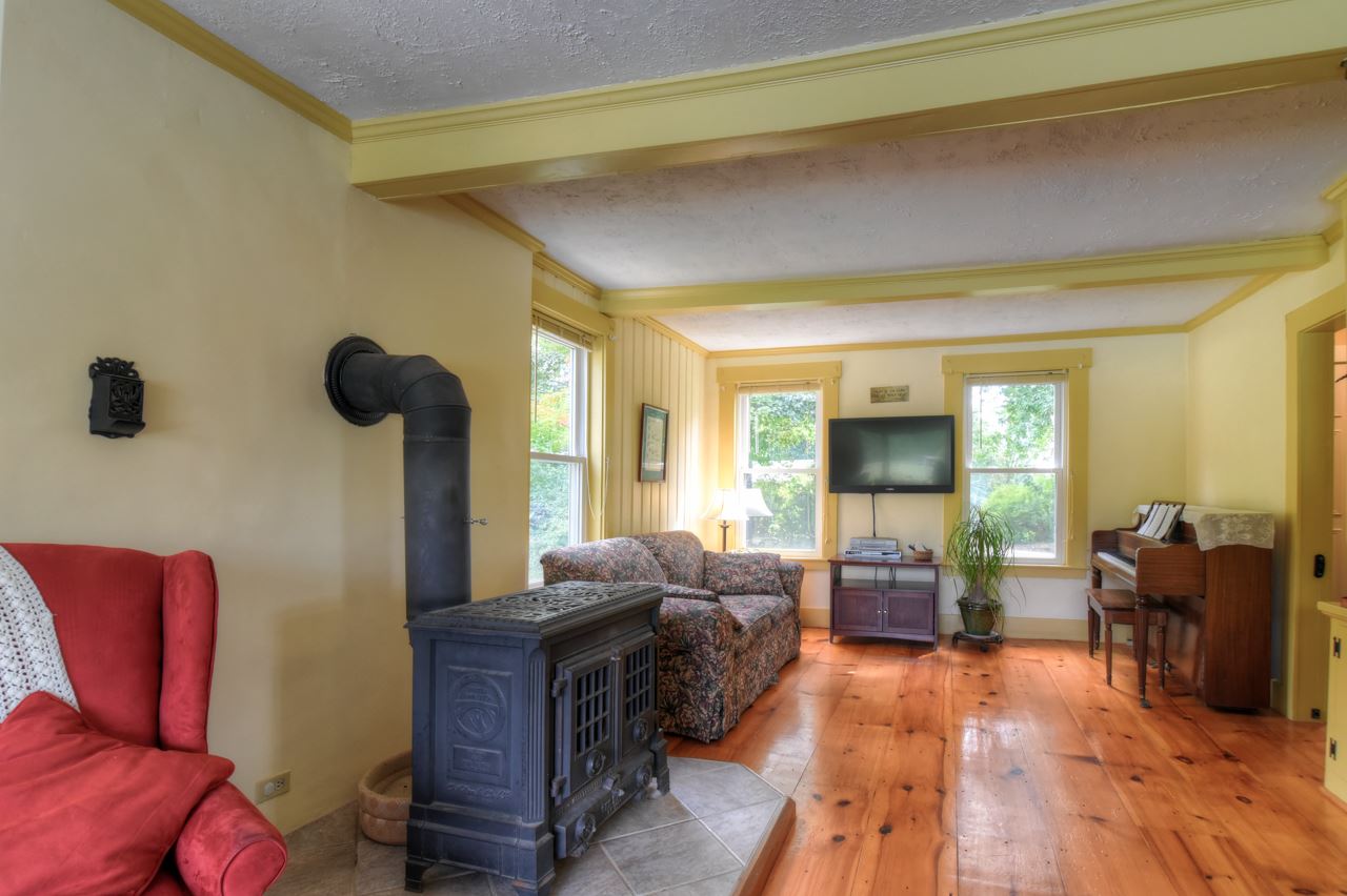 7299 Currier Road Loudon, NH 03307 - Photo 18 of 37