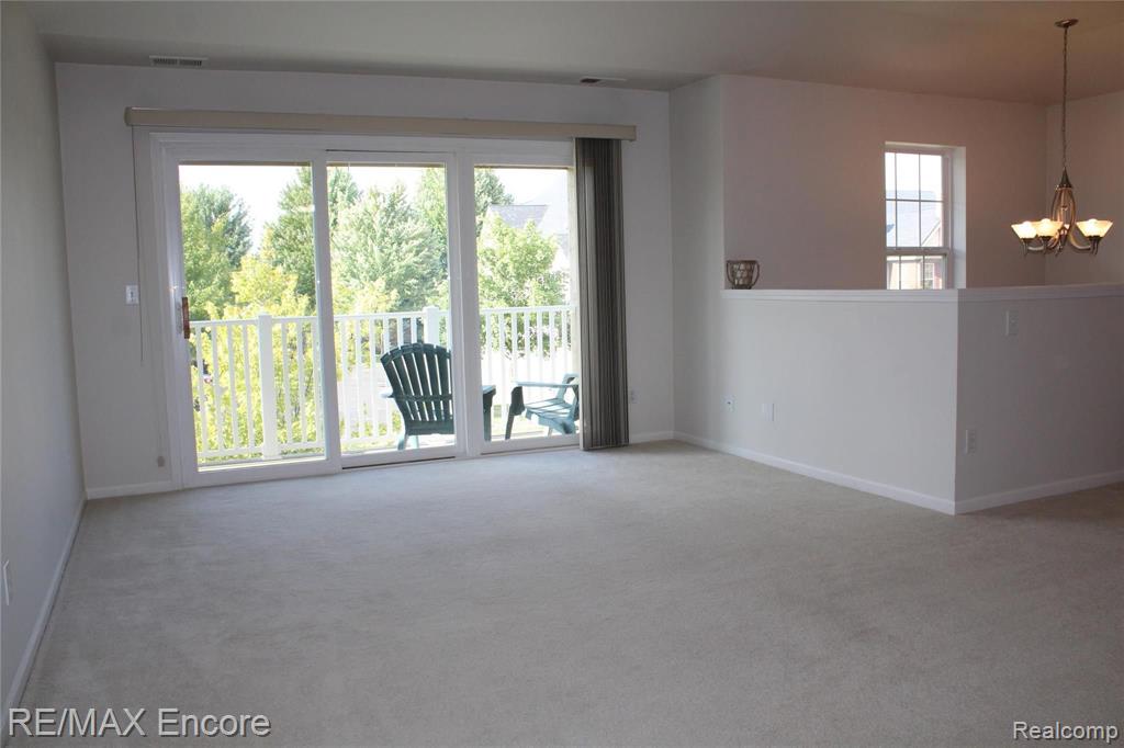 4160 Hampton Ridge Boulevard, Unit 84 Howell, MI 48843 - Photo 18 of 47