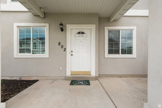 802 Brookside Court Payson, UT 84651 - Photo 7 of 32 Property entrance featuring stucco siding