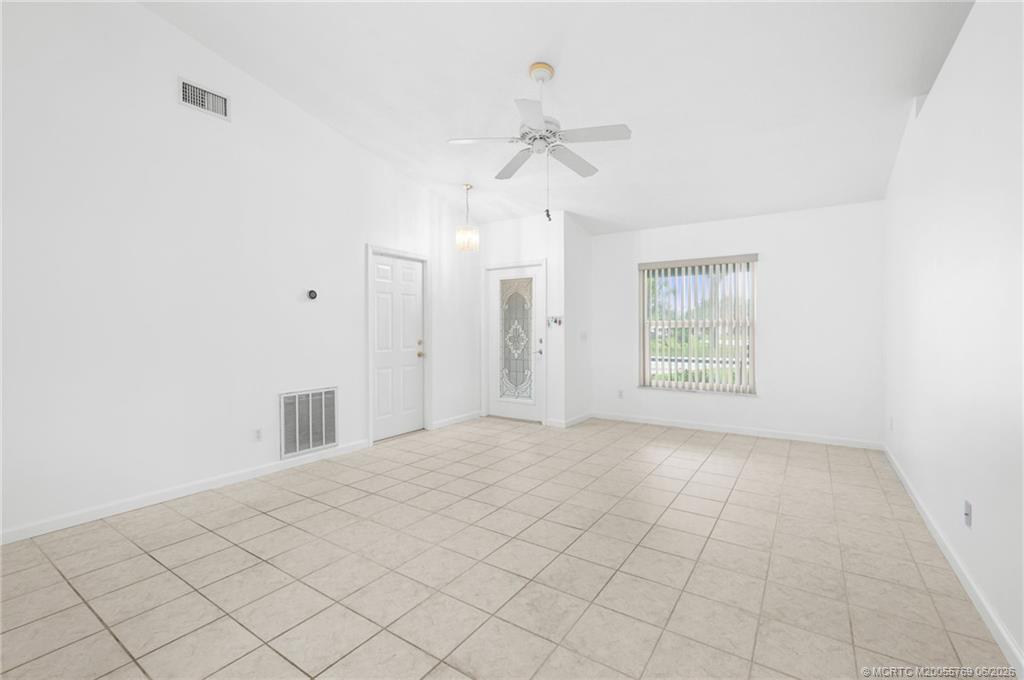 1094 Northwest 14th Street Stuart, FL 34994 - Photo 8 of 28