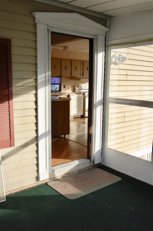40 Hampton Road, Unit D6 Exeter, NH 03833 - Photo 13 of 33
