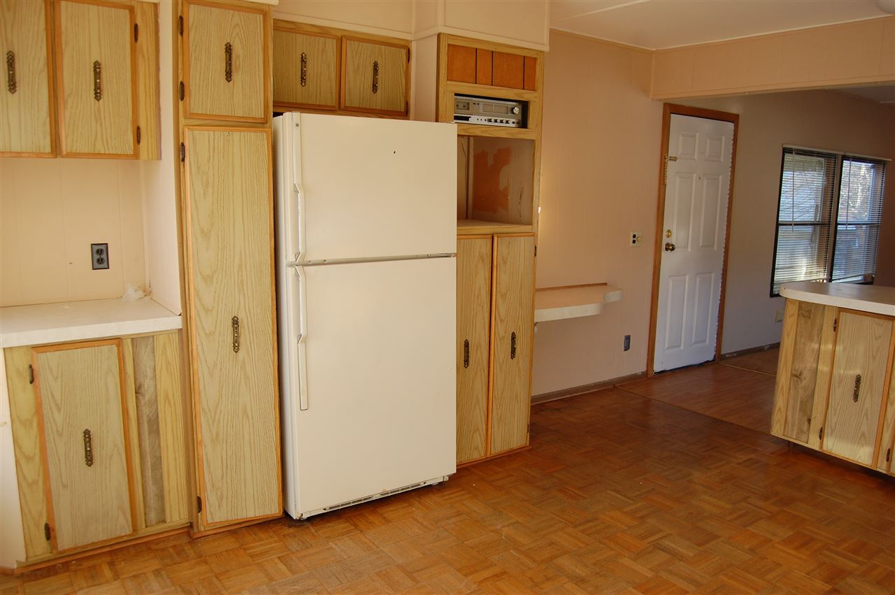 40 Hampton Road, Unit D6 Exeter, NH 03833 - Photo 17 of 33