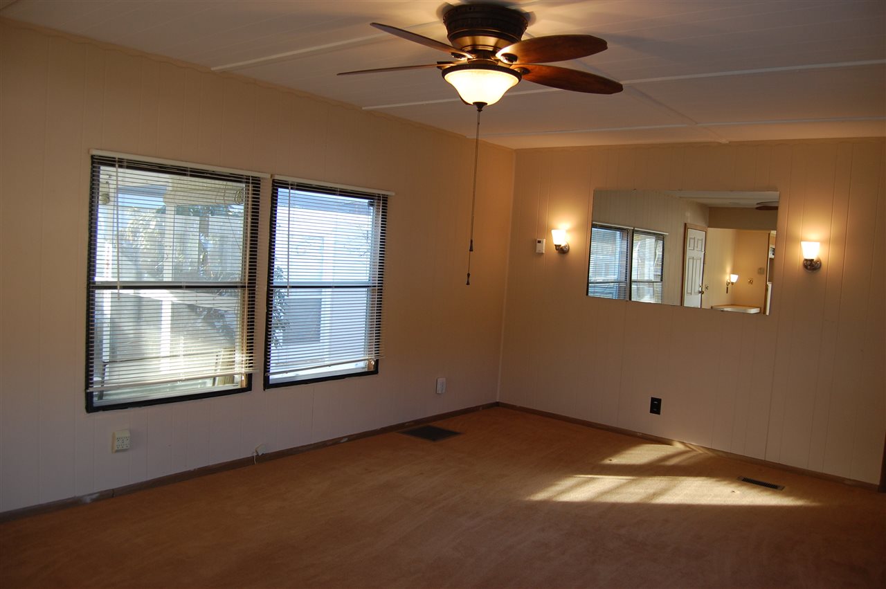 40 Hampton Road, Unit D6 Exeter, NH 03833 - Photo 21 of 33