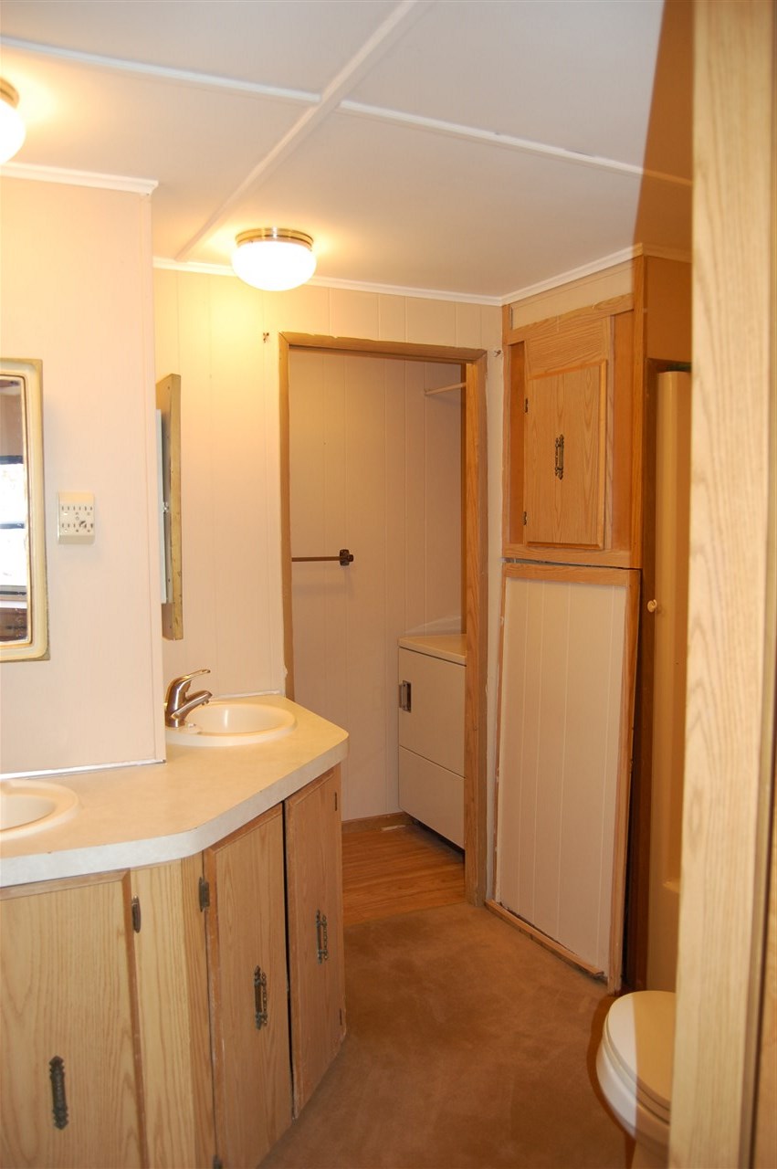 40 Hampton Road, Unit D6 Exeter, NH 03833 - Photo 28 of 33