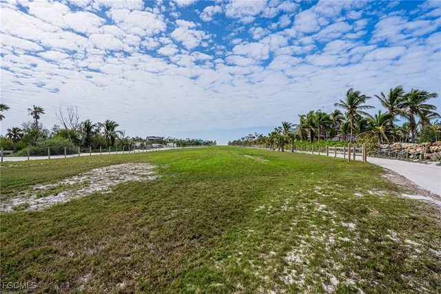 $77,500 | 171 Swallow Drive, Captiva, FL 33924