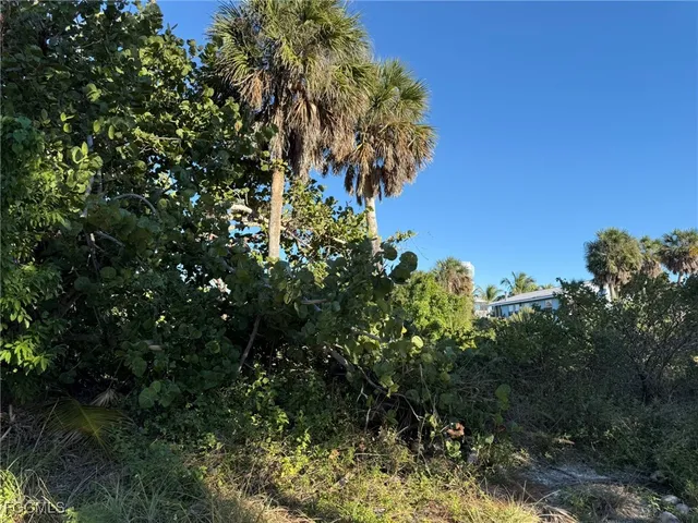 $77,500 | 171 Swallow Drive, Captiva, FL 33924