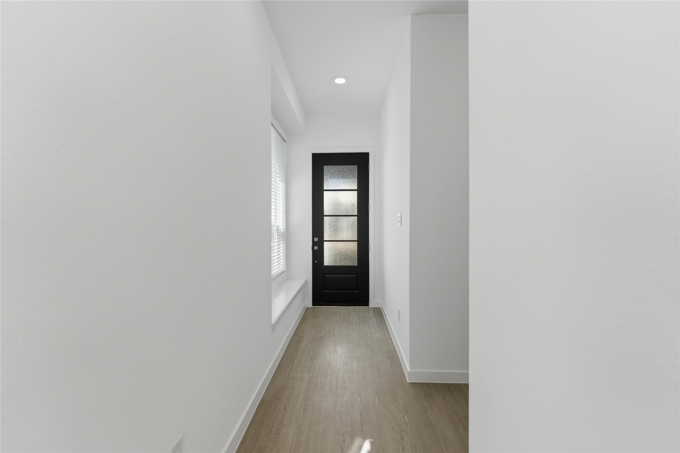 2206 Via Isa Lane Houston, TX 77051 - Photo 3 of 30