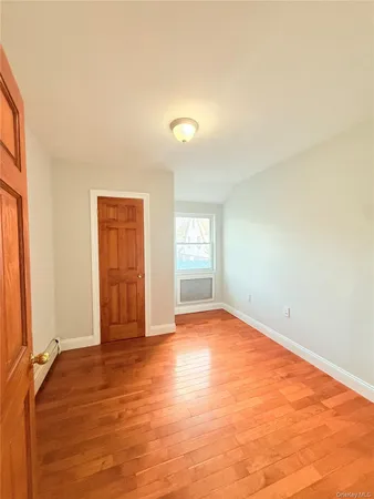 $3,200 | Undisclosed Address | South Ozone Park