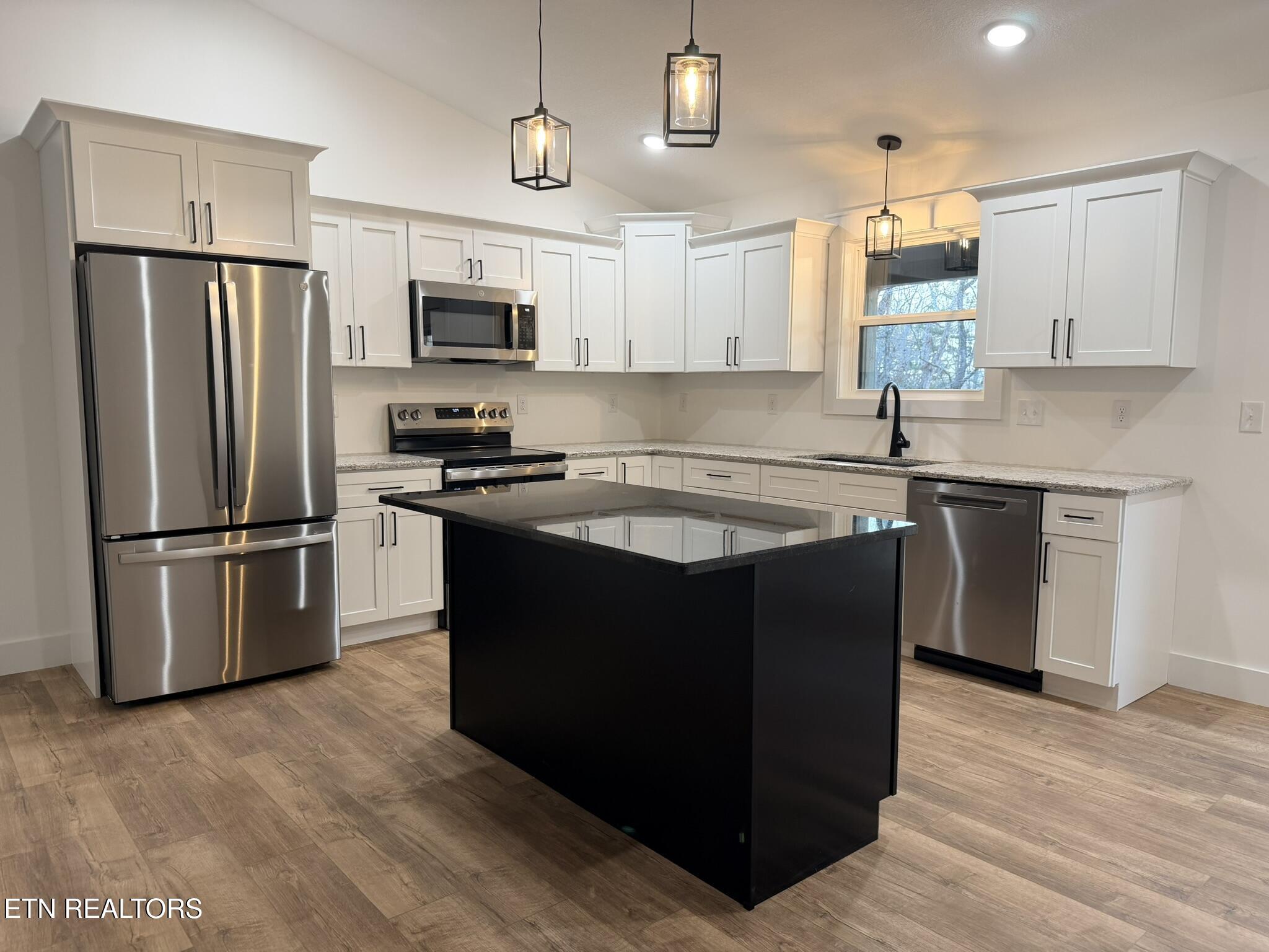 201 Grand Pappy Lane Oneida, TN 37841 - Photo 13 of 53 IMG_1576