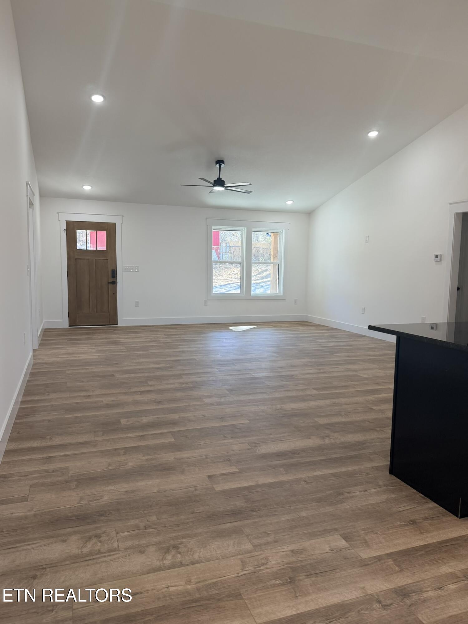 201 Grand Pappy Lane Oneida, TN 37841 - Photo 19 of 53 IMG_1704