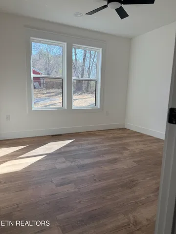 $429,000 | 201 Grand Pappy Lane, Oneida, TN 37841