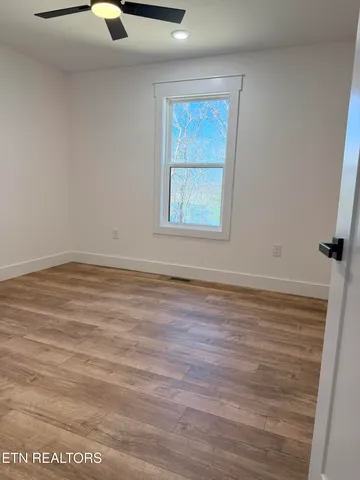 $429,000 | 201 Grand Pappy Lane, Oneida, TN 37841