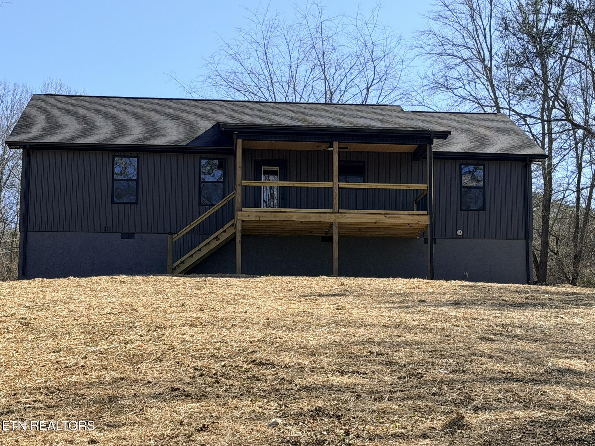 201 Grand Pappy Lane Oneida, TN 37841 - Photo 5 of 53 IMG_1788 (1)