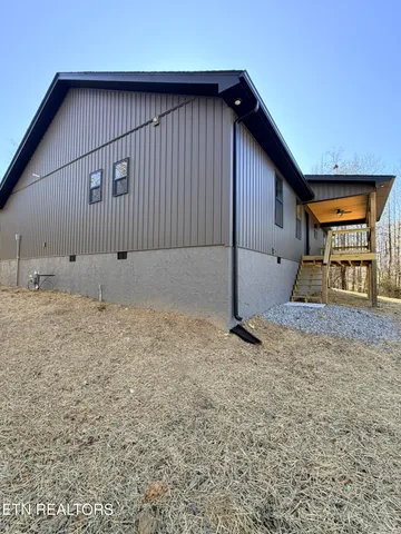 $429,000 | 201 Grand Pappy Lane, Oneida, TN 37841