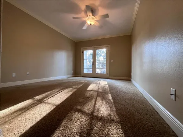 a view of empty room with window