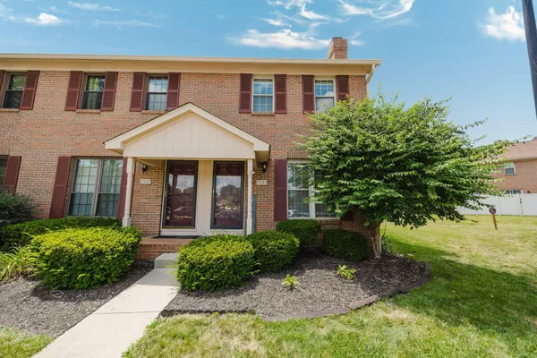 $230,000 | 7929 Verandah Court, Unit 51, Powell, OH 43065