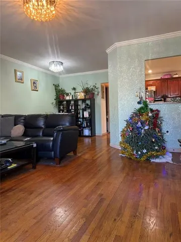 $769,900 | 2152 81 Street, Unit 2A | Bensonhurst