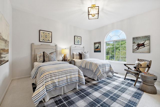 $2,850,000 | 622 Sylvan Way, Redwood City, CA 94062