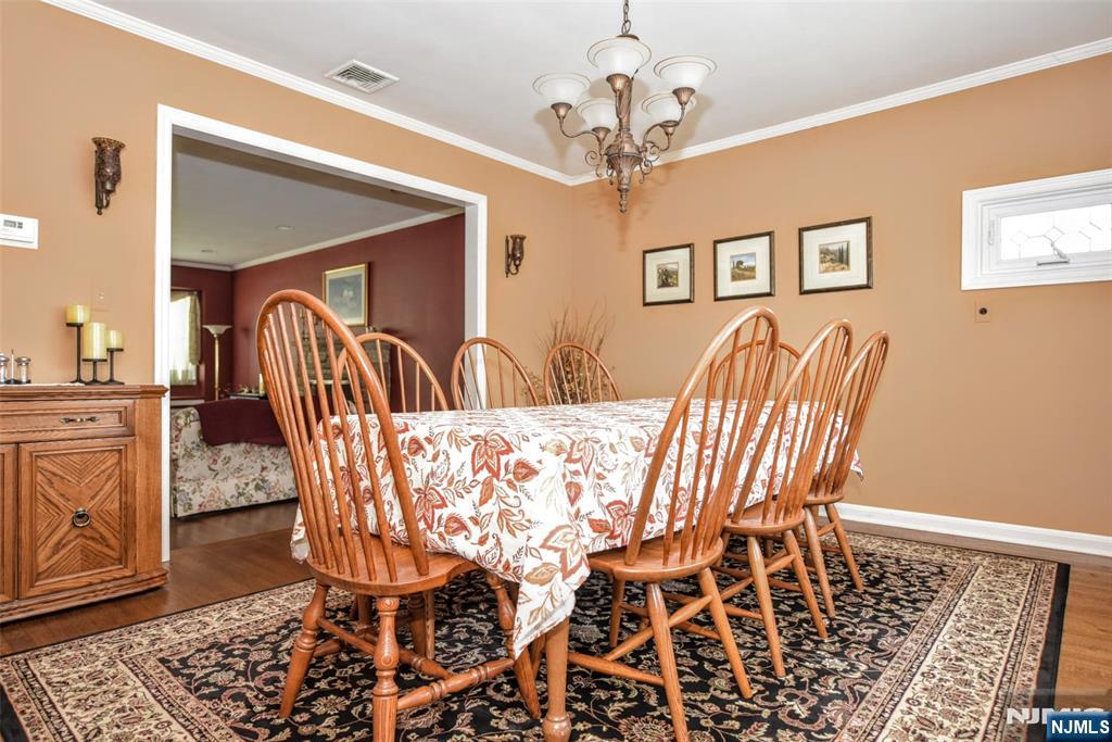 88 Spring Valley Road Oradell, NJ 07649 - Photo 6 of 19