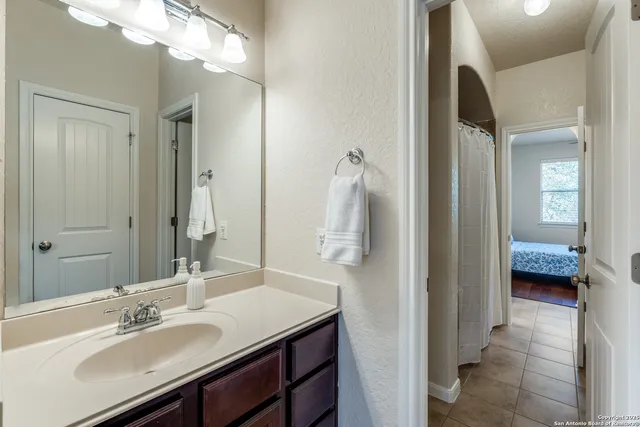 $648,000 | 3415 Crest Noche Drive, San Antonio, TX 78261