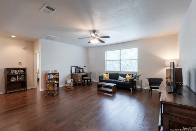 $648,000 | 3415 Crest Noche Drive, San Antonio, TX 78261