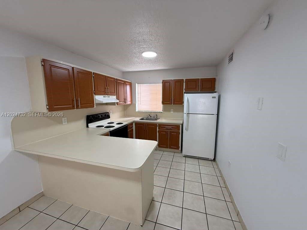 6278 West 22nd Court, Unit 7 Hialeah, FL 33016 - Photo 2 of 11
