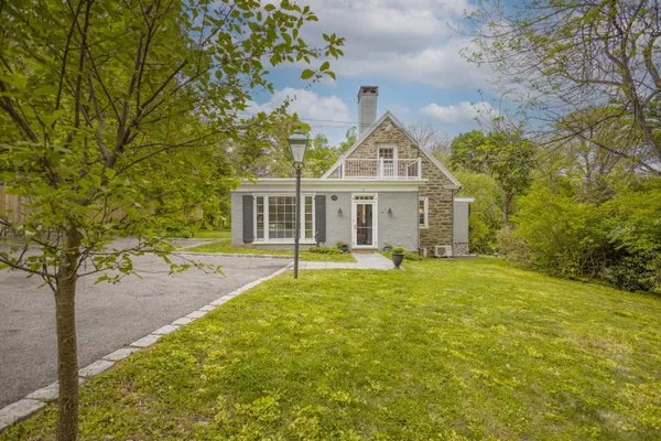 $885,000 | 91 East Bells Mill Road, Philadelphia, PA 19118