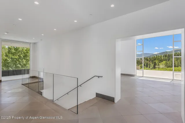 $57,500,000 | 401 Eagle Park Drive, Aspen, CO 81611